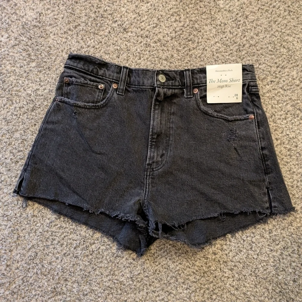NWT The Mom Short High Rise - Picture 4 of 9